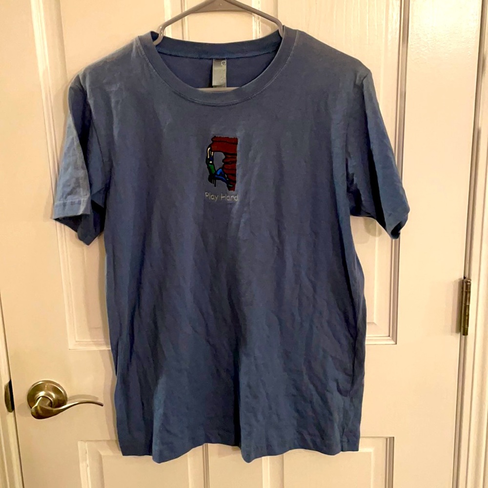 Play Hard Rock Climbing shirt 🧗‍♀️ Men’s Medium Blue